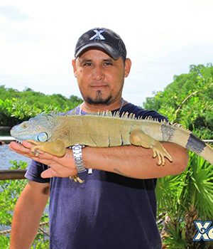 Tony Medellin - Gerente Logistico & Operativo